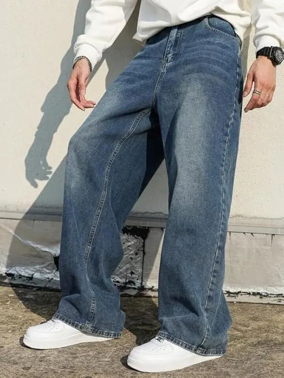 Baggy Washed Jeans