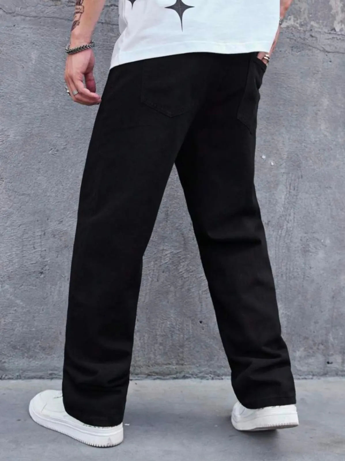 Black Baggy Jeans
