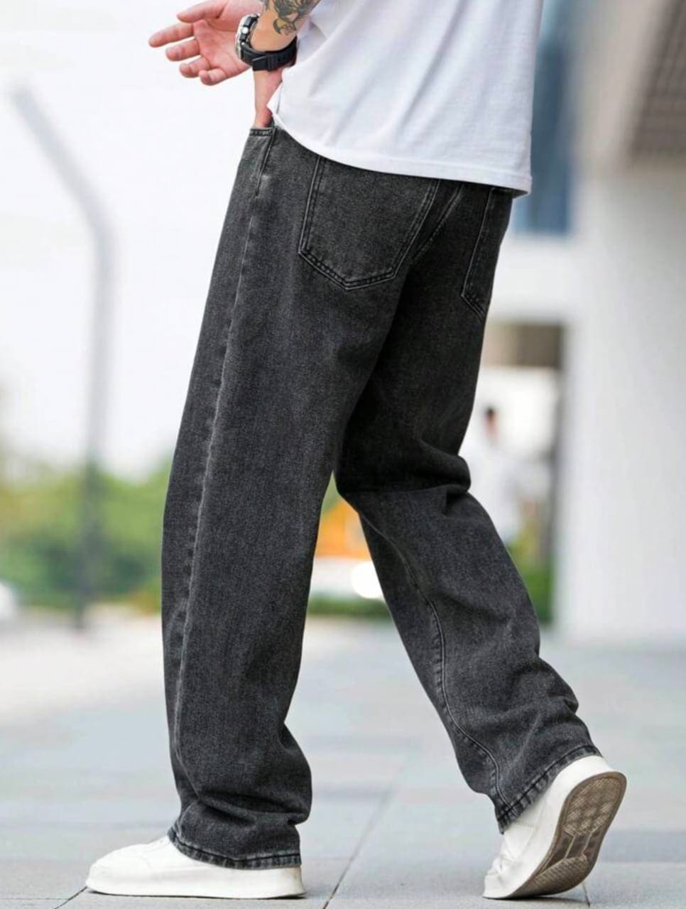 Black Loose Fit Jeans