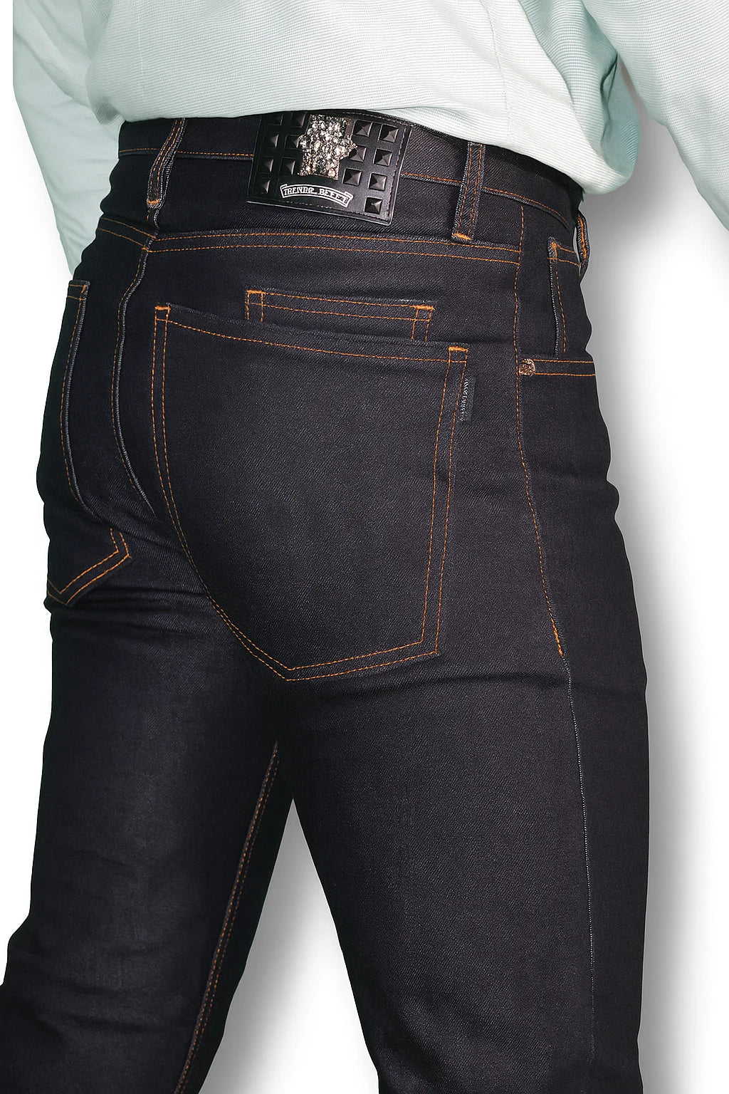 Slim Tapered Dark