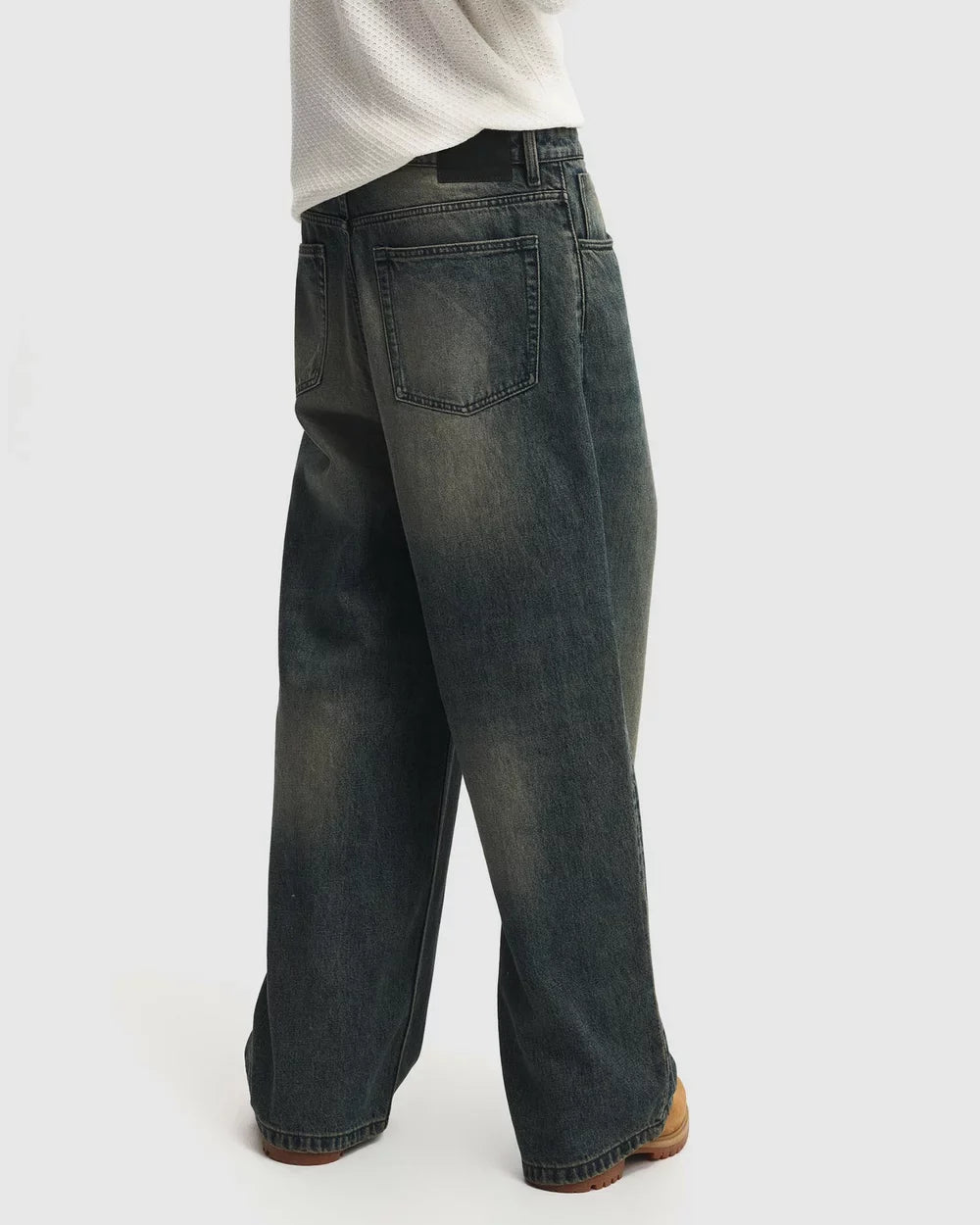 Tint_Baggy_Jeans