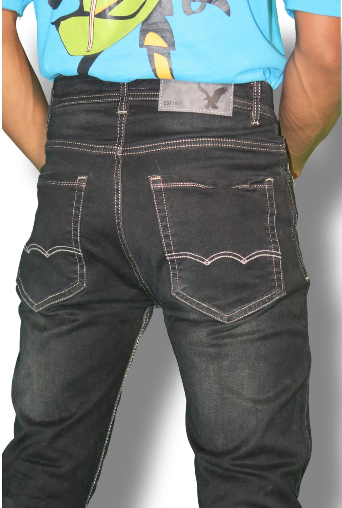 Whisker Regular Jeans