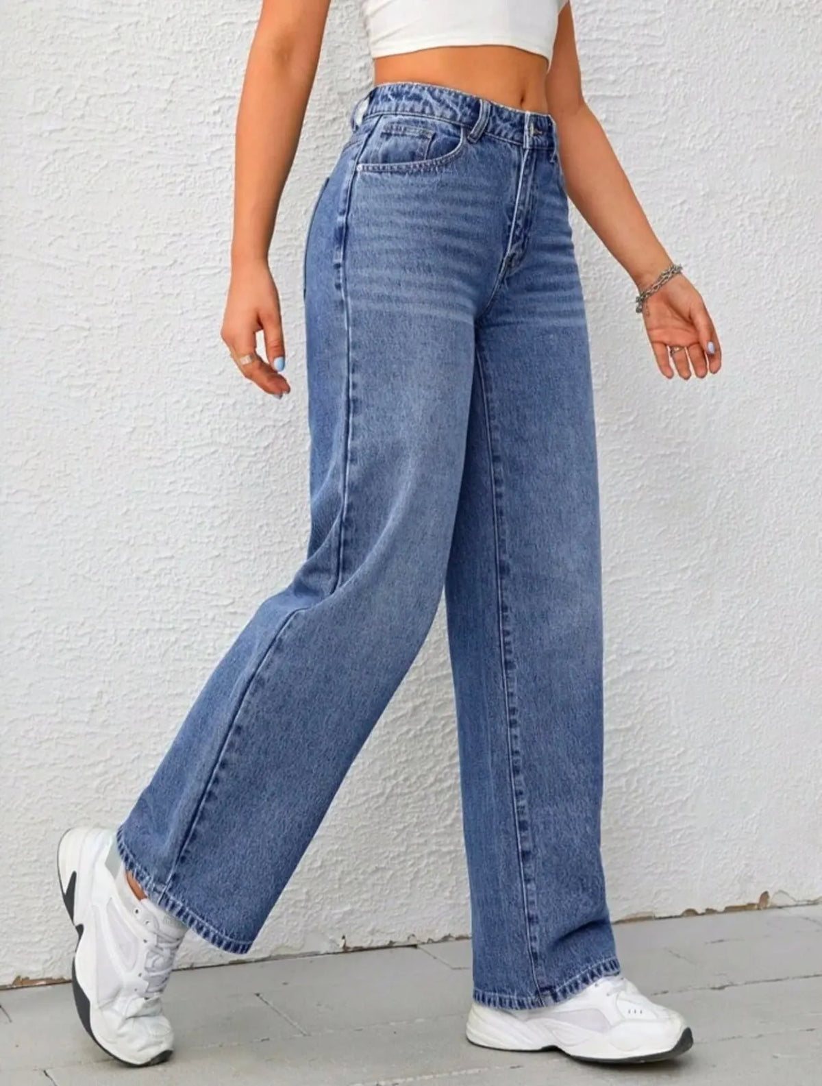 Whisker wash jeans
