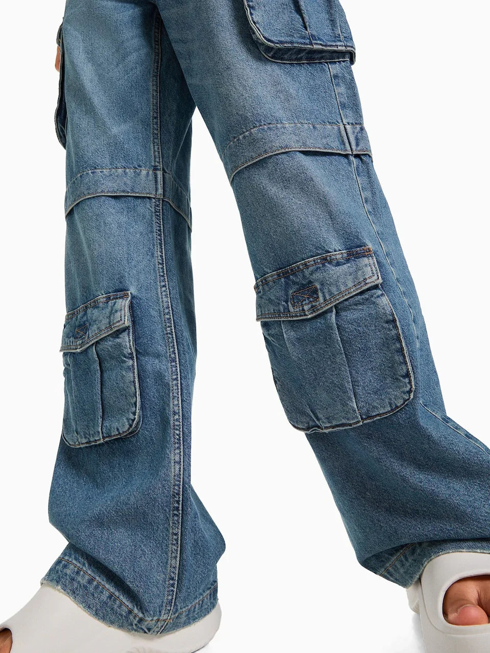 Multiple Pockets Cargo