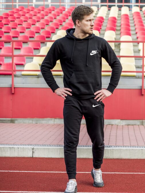 BLACK TRACKSUIT